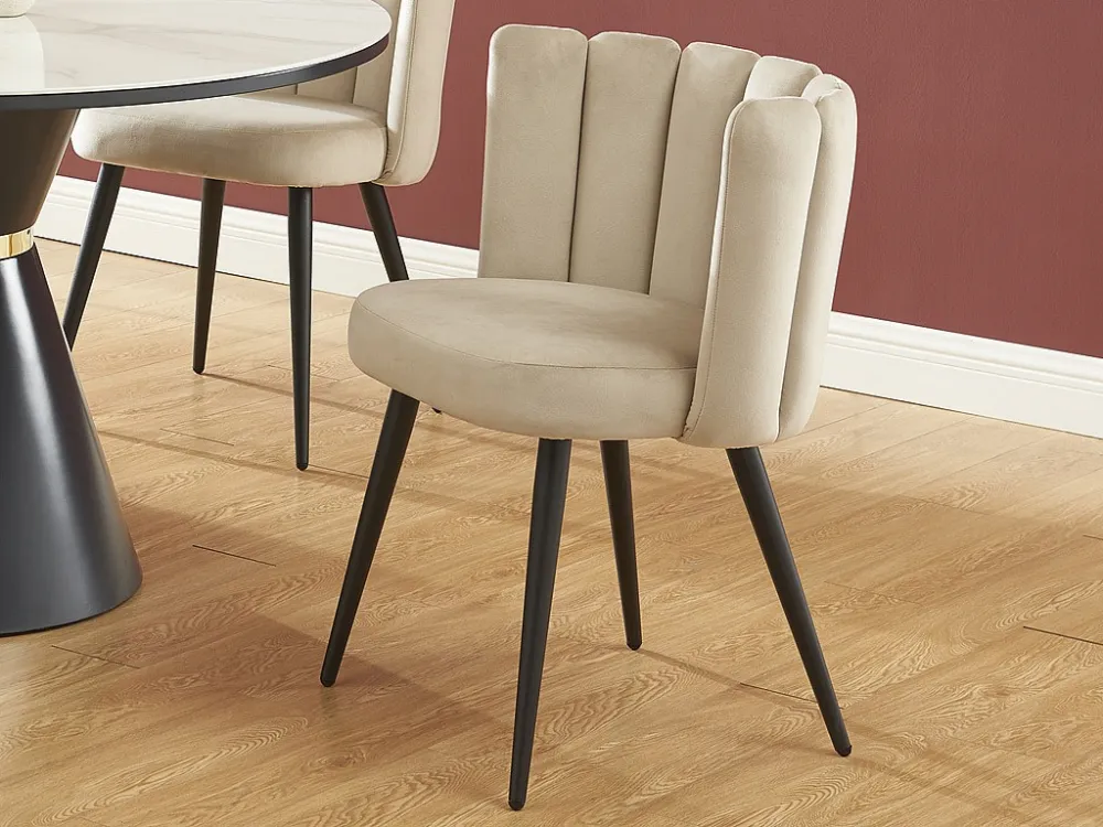 Set van 6 stoelen van velours en zwart metaal - Lichtbruin - PRANILA