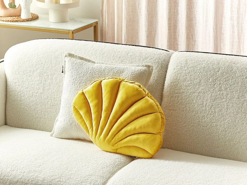 Ademend materiaal Sierkussen schelpenvorm geel 47 x 35 cm CONSOLIDA