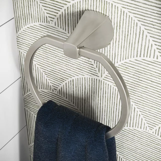 Moen 3-Piece Lindor Geborsteld Nickel Decorative Bathroom Hardware Set Towel Bar,Toilet Paper Holder and Towel Ring