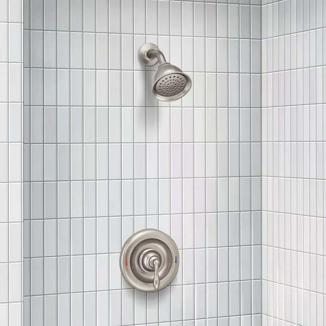 Moen Caldwell Spot Resist Satijnachtig Nickel 1-handle Single Function Round Bathtub and Shower Faucet Valve Included