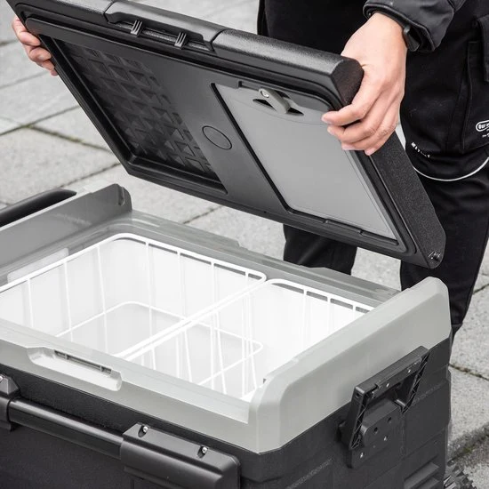4goodz Koelbox 40 ltr met LED Compressor Handgrepen en wielen op 12-24V DC en 110-240V AC
